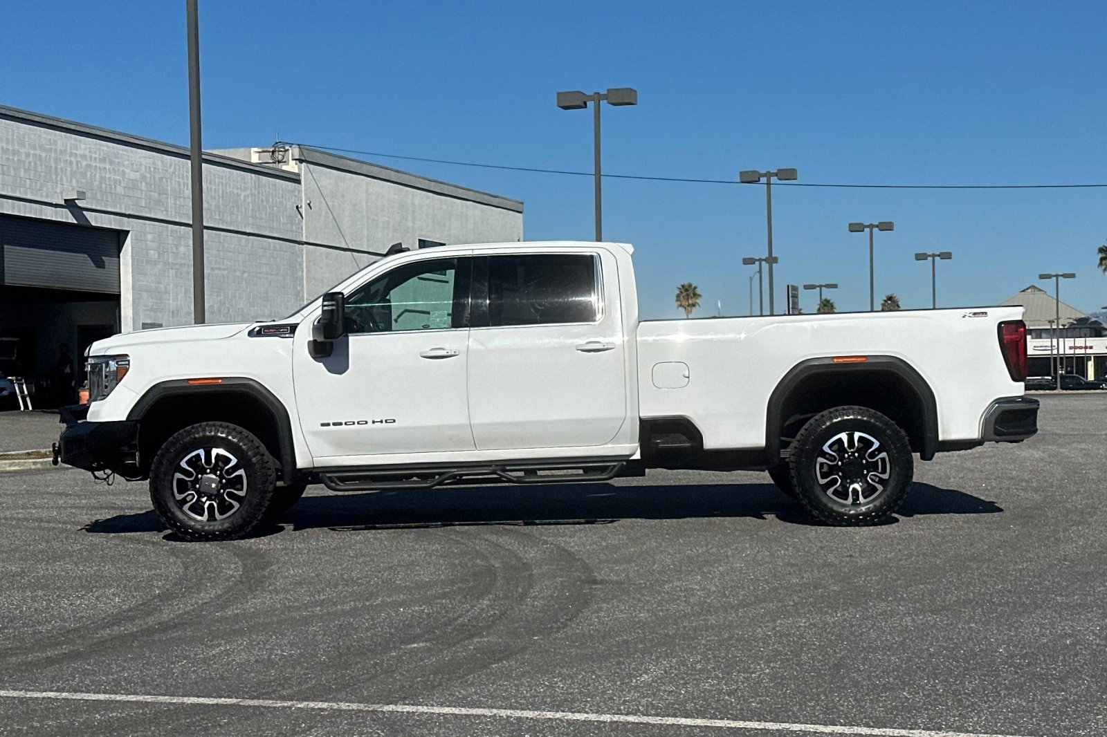 Used 2020 GMC Sierra 3500 SLE image 7