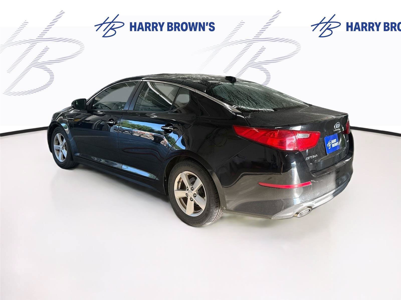 Used 2015 Kia Optima LX w/ LX Convenience Plus Package FWD image 2