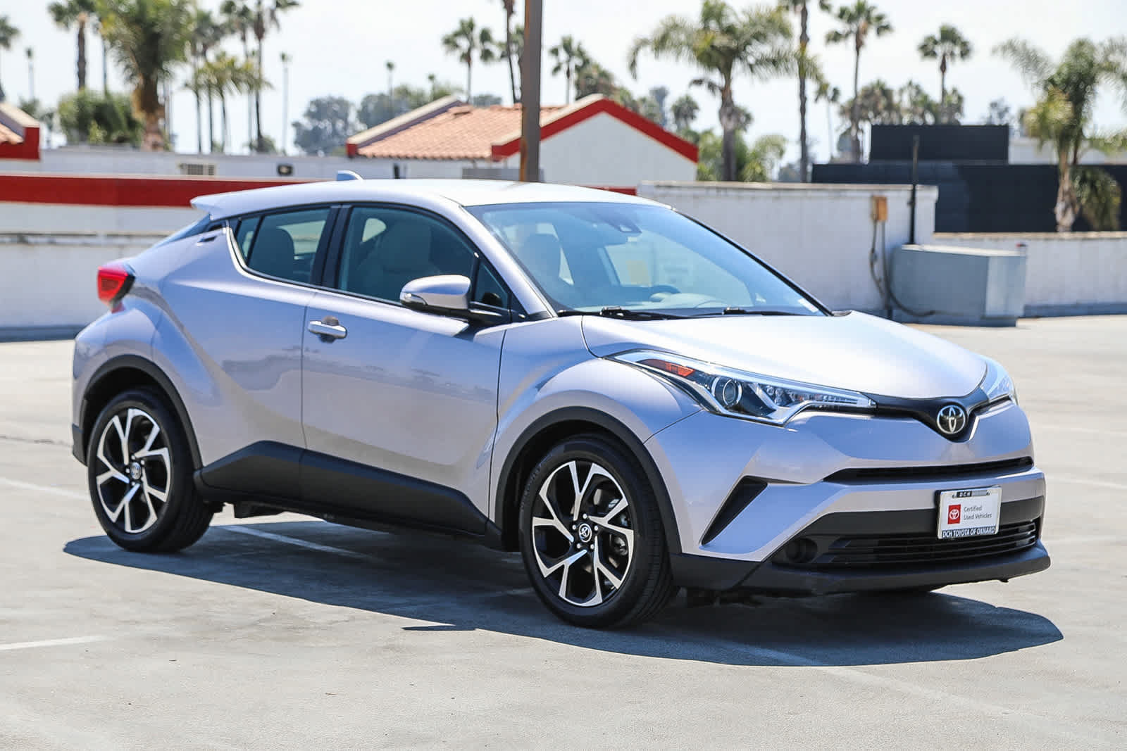 Certified 2019 Toyota C-HR XLE FWD image 4