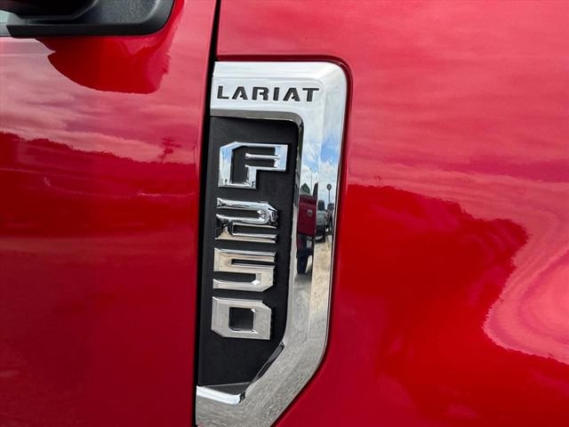 Used 2020 Ford F250 Lariat w/ Lariat Ultimate Package AWD/4WD image 3