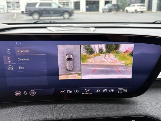 Used 2025 Buick Enclave Preferred AWD/4WD image 24