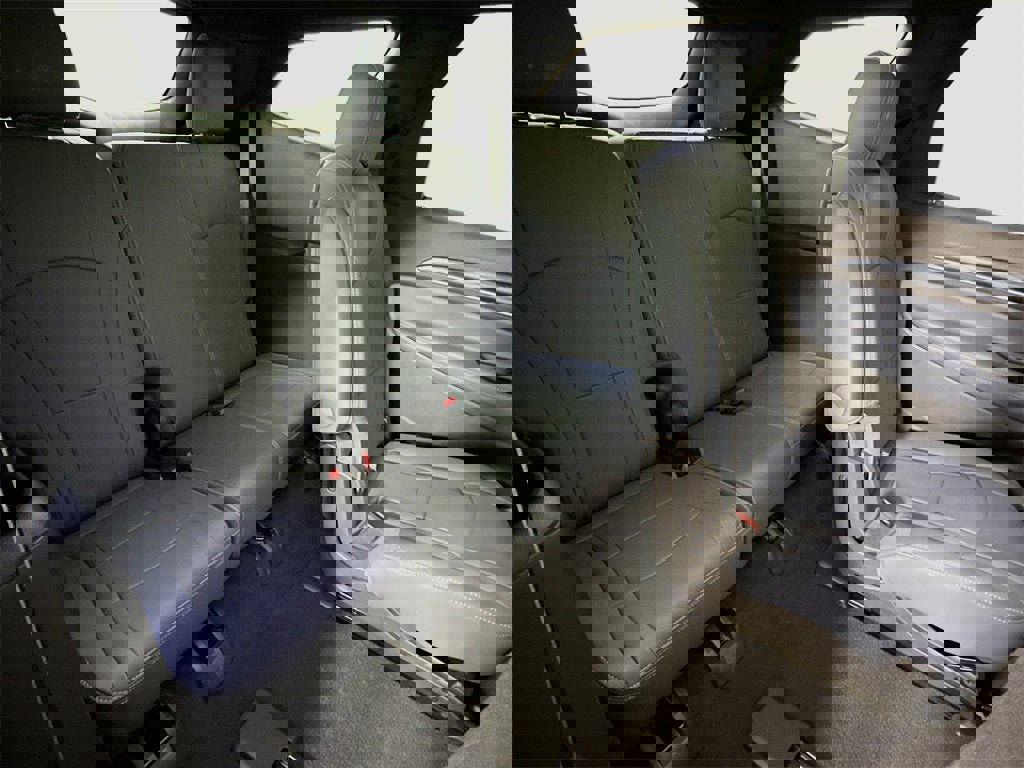 Certified 2023 Buick Enclave Essence w/ Experience Buick Package image 21