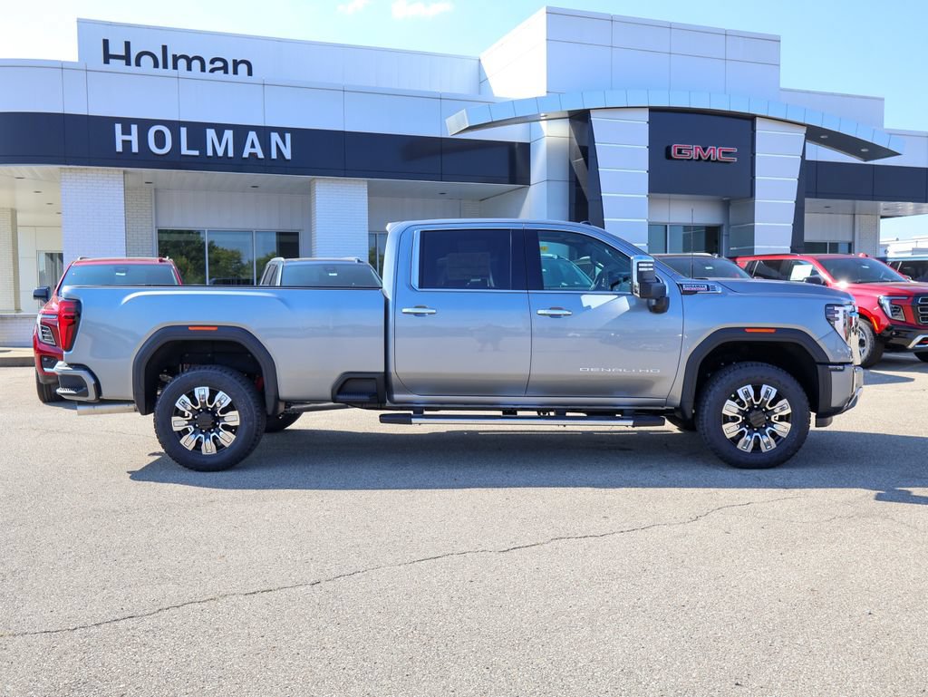 New 2026 GMC Sierra 3500 Denali w/ Denali Reserve Package AWD/4WD image 2