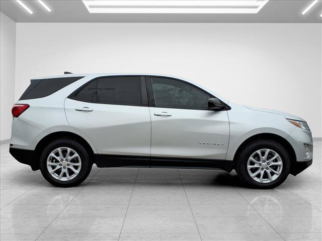 Used 2019 Chevrolet Equinox LT FWD image 12