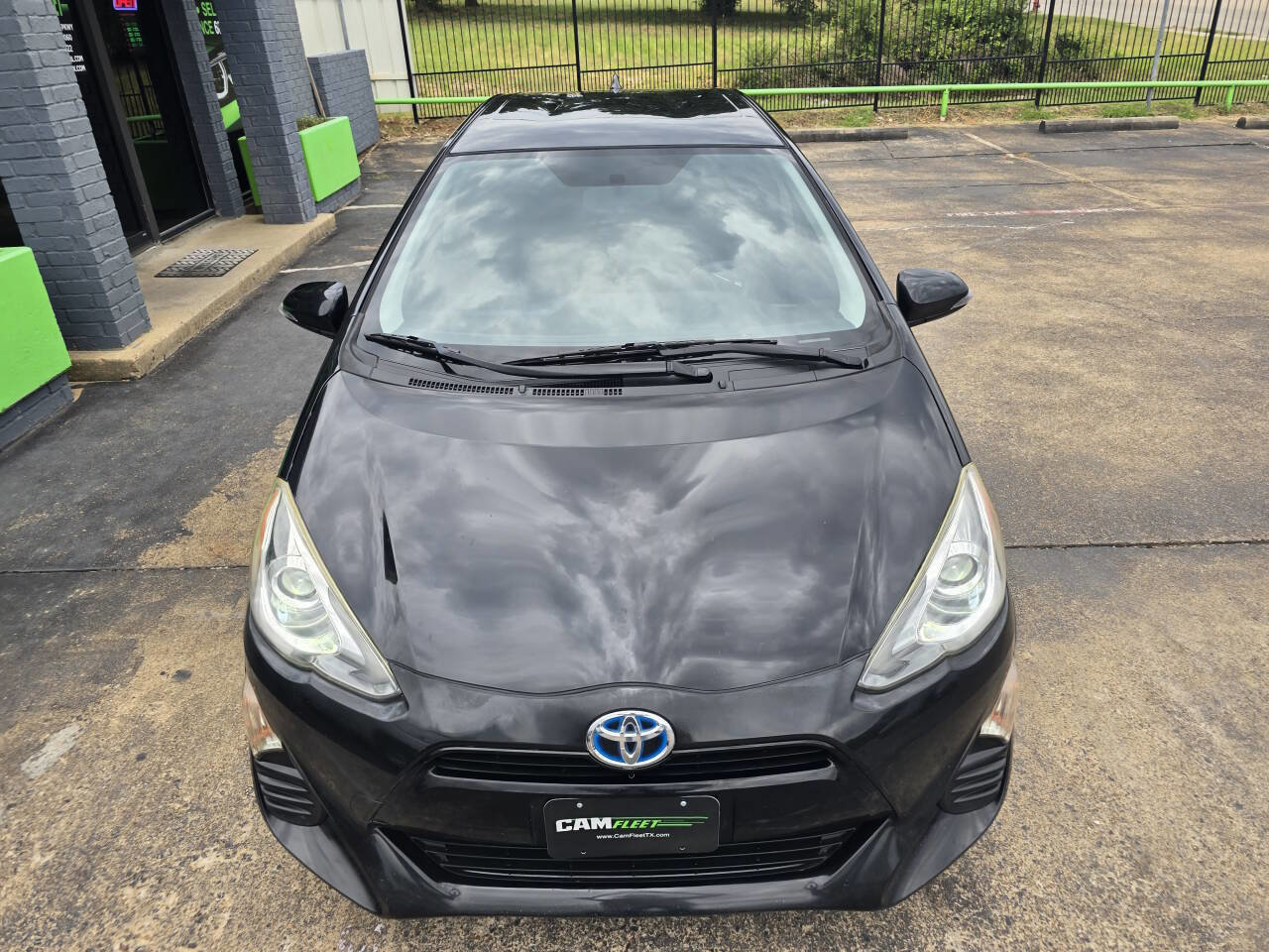 Used 2016 Toyota Prius C Two image 55
