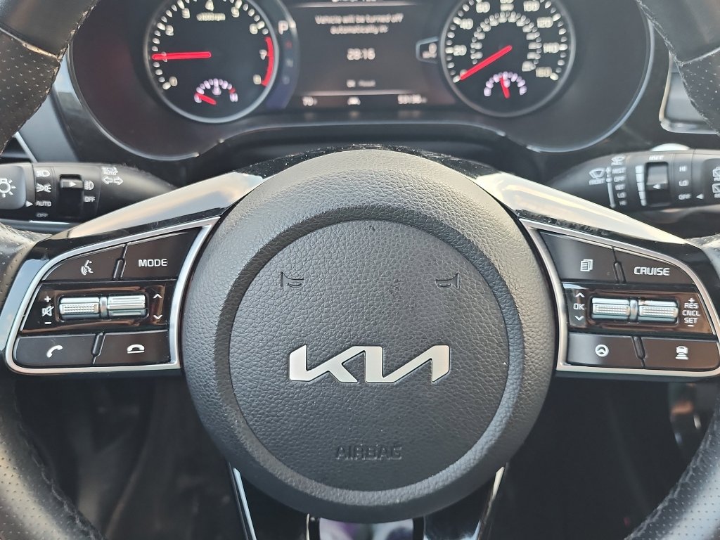 Used 2022 Kia Seltos SX w/ Sunroof Package AWD/4WD image 11