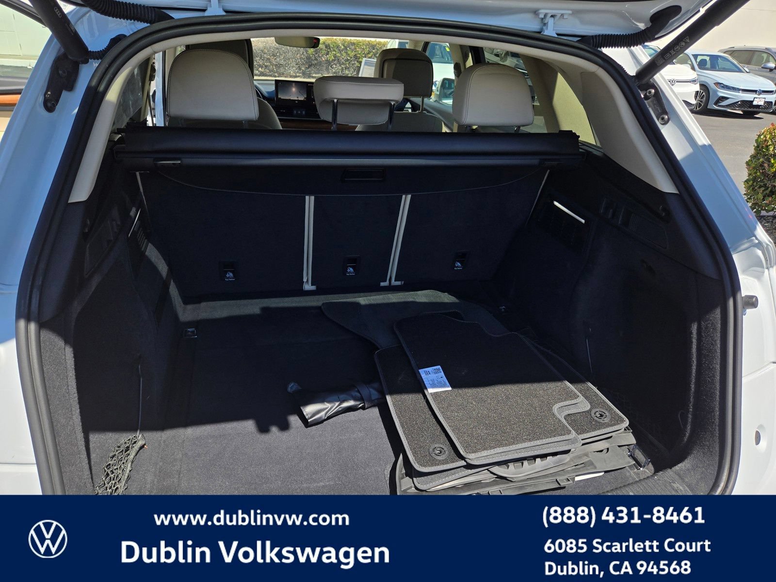 Used 2023 Audi Q5 2.0T Premium w/ Convenience Package AWD/4WD image 26