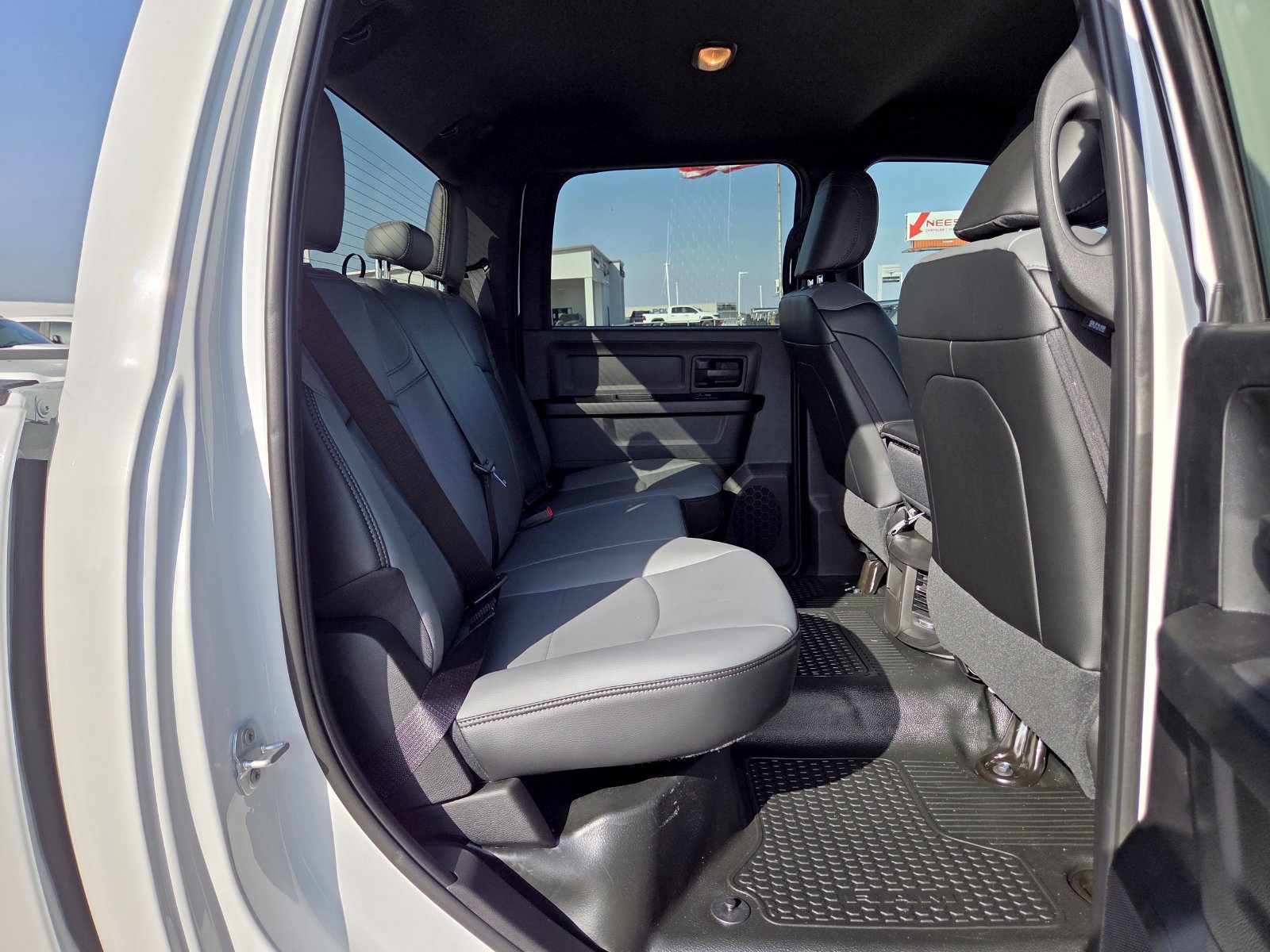 New 2026 RAM 3500 Tradesman w/ Chrome Appearance Group A AWD/4WD image 20