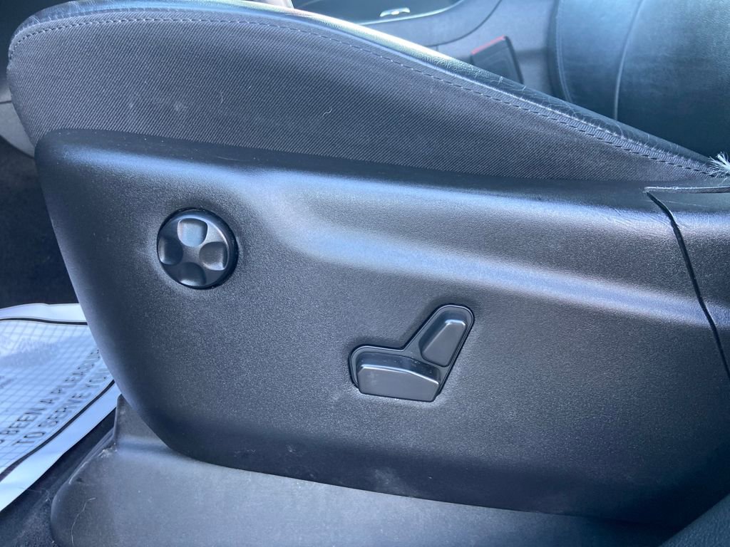 Used 2021 Jeep Grand Cherokee Limited image 12