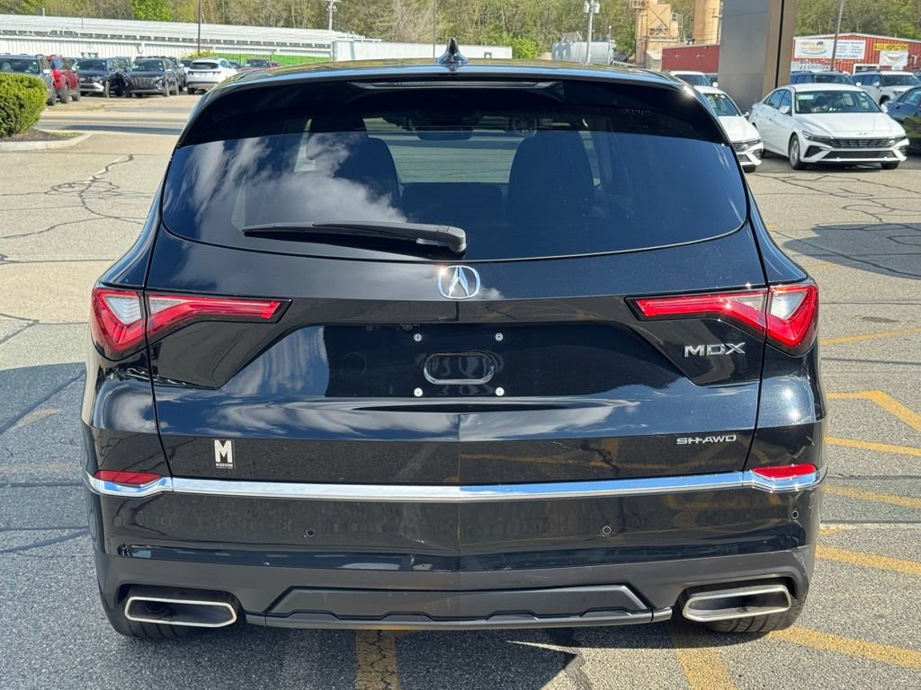 Used 2023 Acura MDX w/ Technology Package AWD/4WD image 5