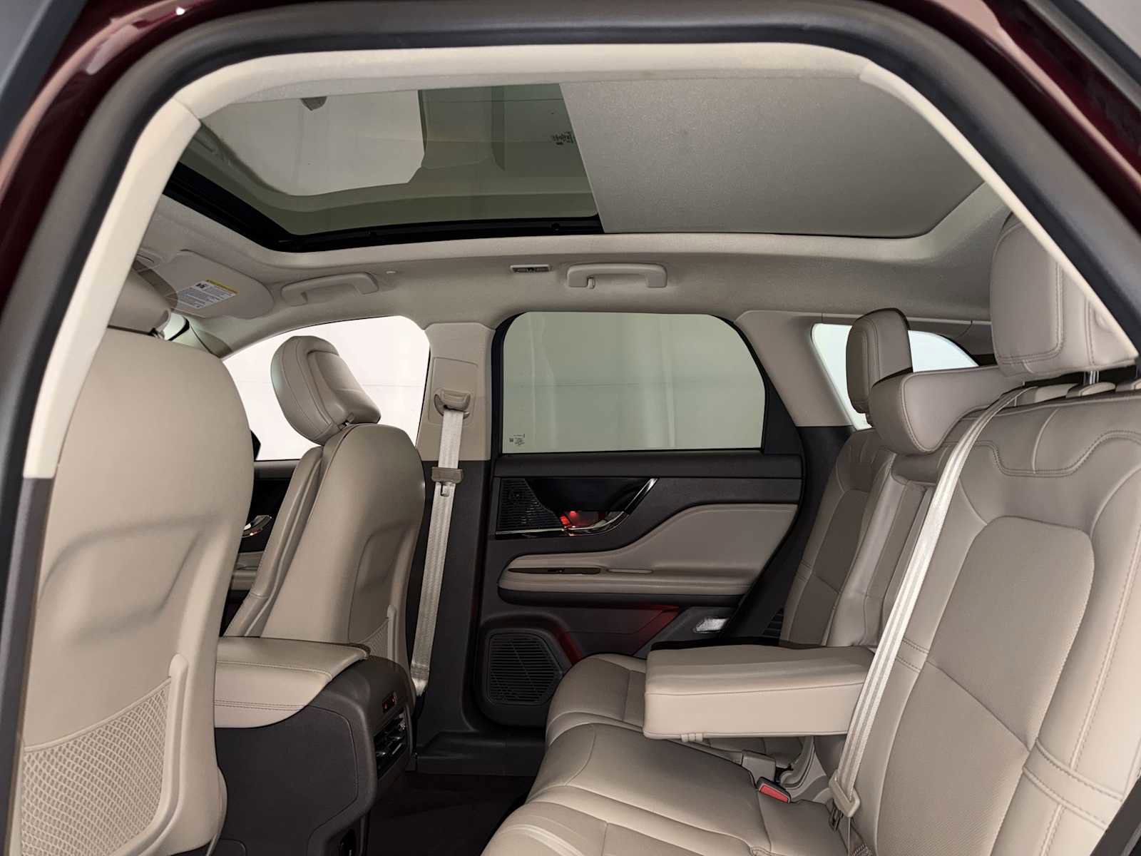 Used 2020 Lincoln Corsair AWD w/ Premium Package image 21