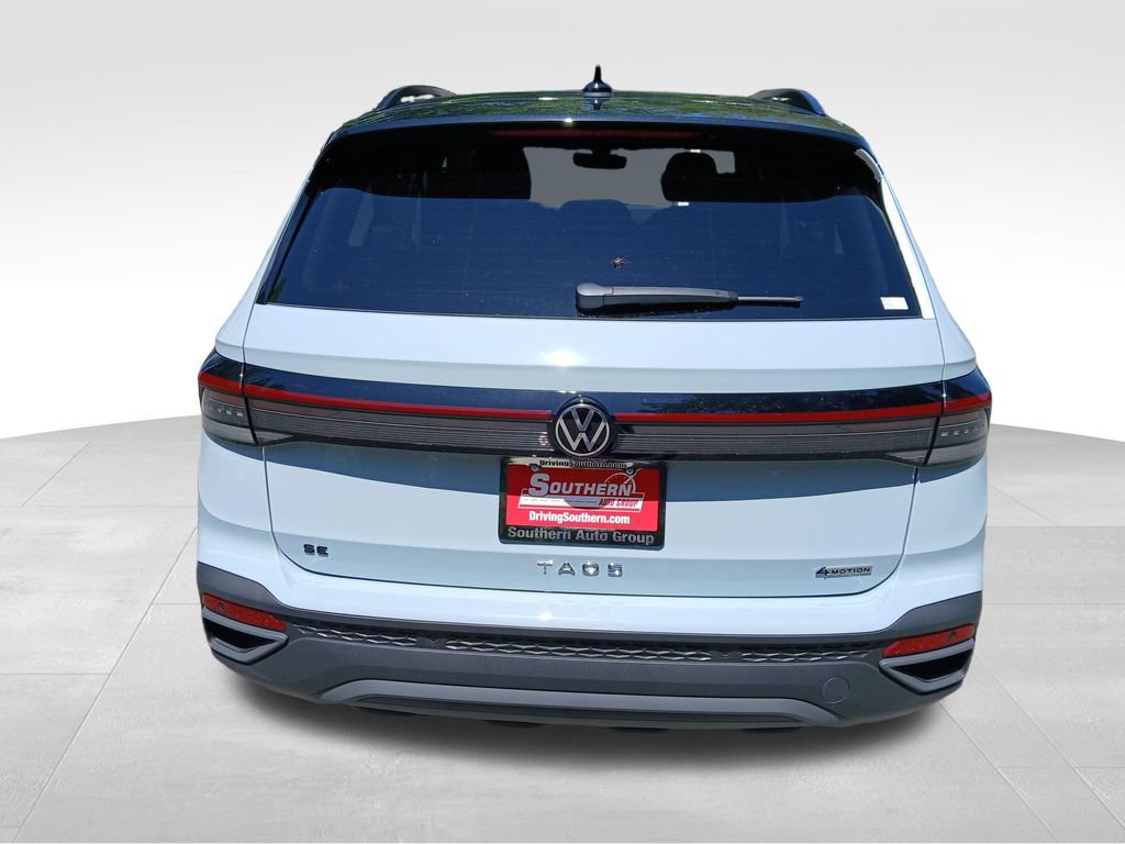 New 2026 Volkswagen Taos SE AWD/4WD image 4