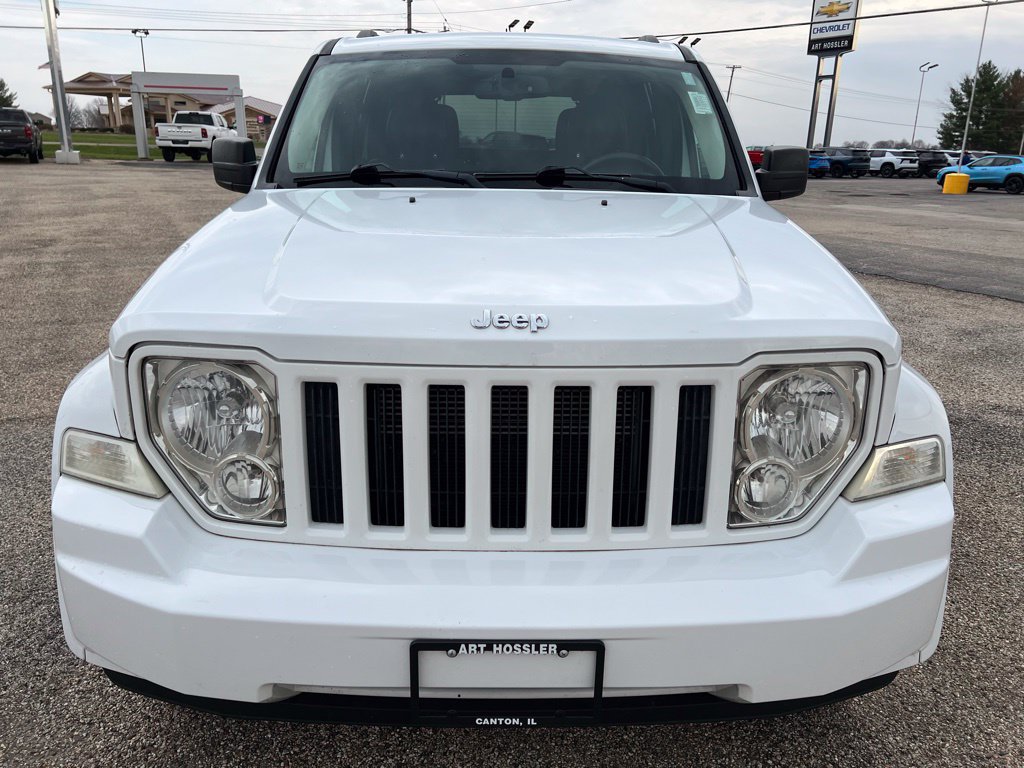 Used 2012 Jeep Liberty Sport AWD/4WD image 6
