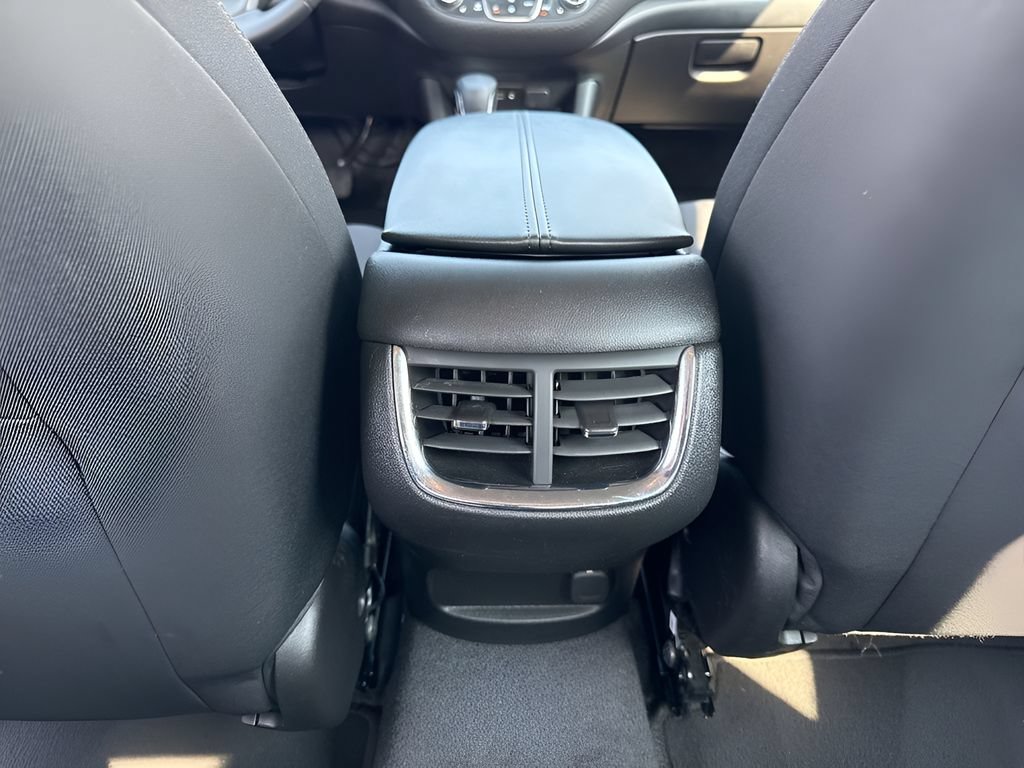 Used 2024 Chevrolet Malibu LT w/ Midnight Edition FWD image 13