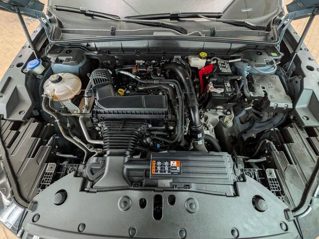 Used 2025 Lincoln Nautilus Reserve image 30