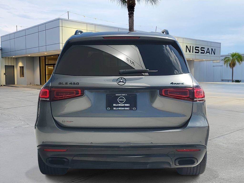 Used 2021 Mercedes-Benz GLS 450 4MATIC image 4