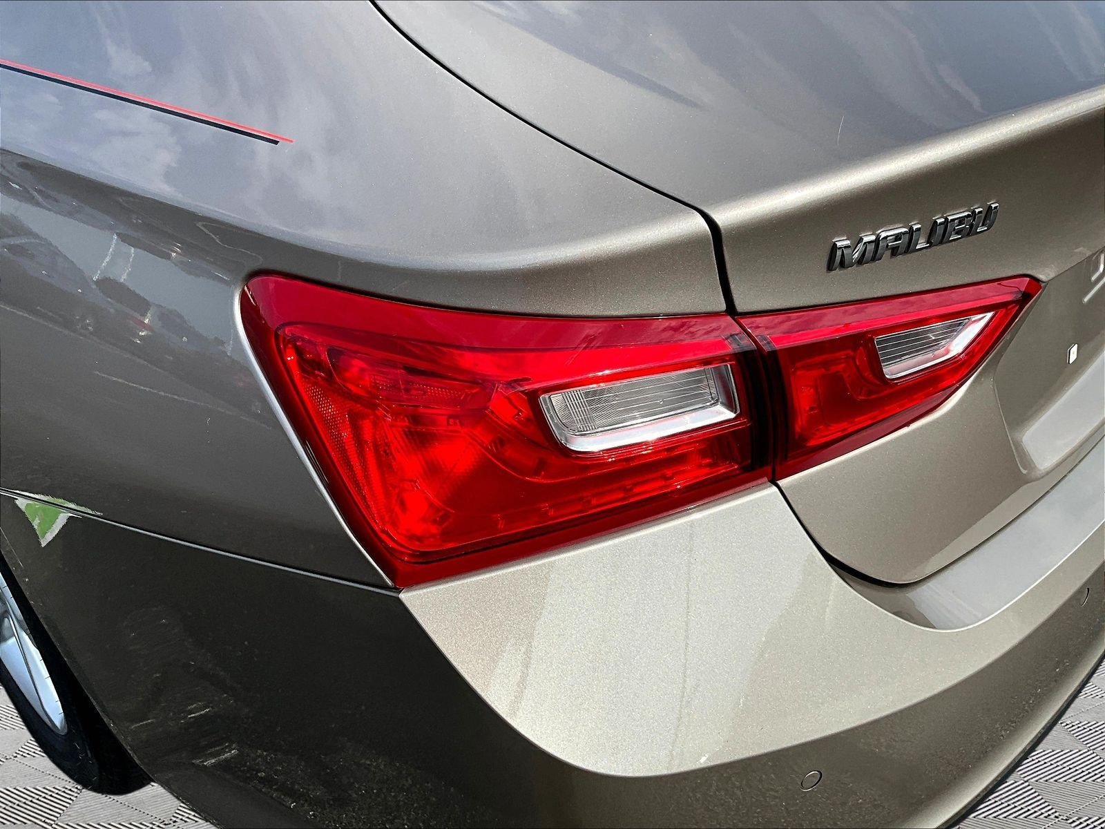 Used 2024 Chevrolet Malibu LT FWD image 23