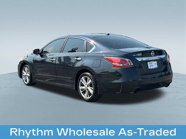 Used 2015 Nissan Altima 2.5 SV w/ Convenience Package FWD image 6