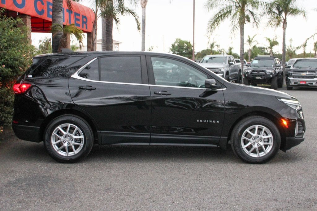 Used 2022 Chevrolet Equinox LT w/ Driver Convenience Package FWD image 11