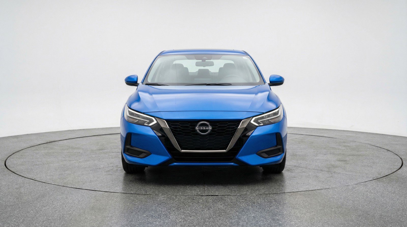 Used 2025 Nissan Sentra SV image 2