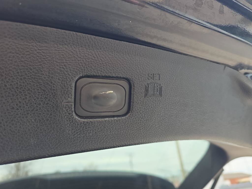 Used 2022 Ford Edge Titanium AWD/4WD image 33
