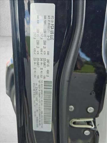 Used 2020 Jeep Compass Latitude image 25