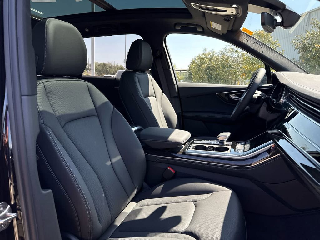 New 2025 Audi Q7 3.0T Premium Plus image 15