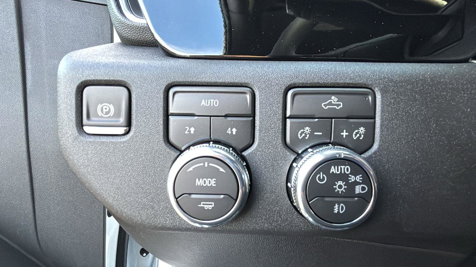 New 2026 GMC Sierra 1500 Elevation image 15