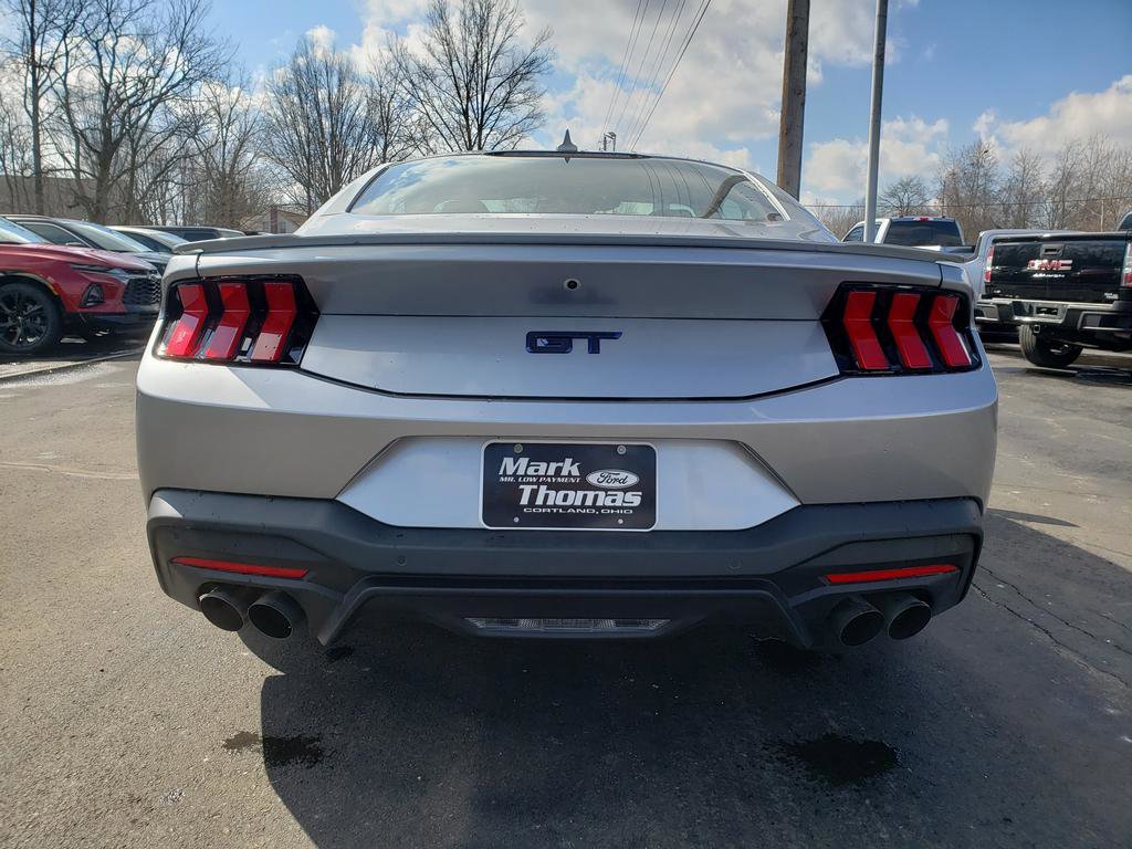 Used 2024 Ford Mustang GT Premium image 6