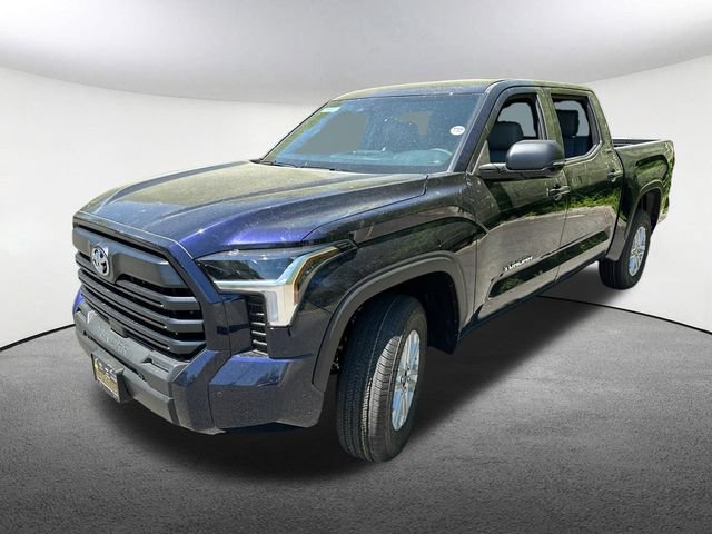 New 2026 Toyota Tundra SR5 w/ SR5 Premium Package AWD/4WD image 5
