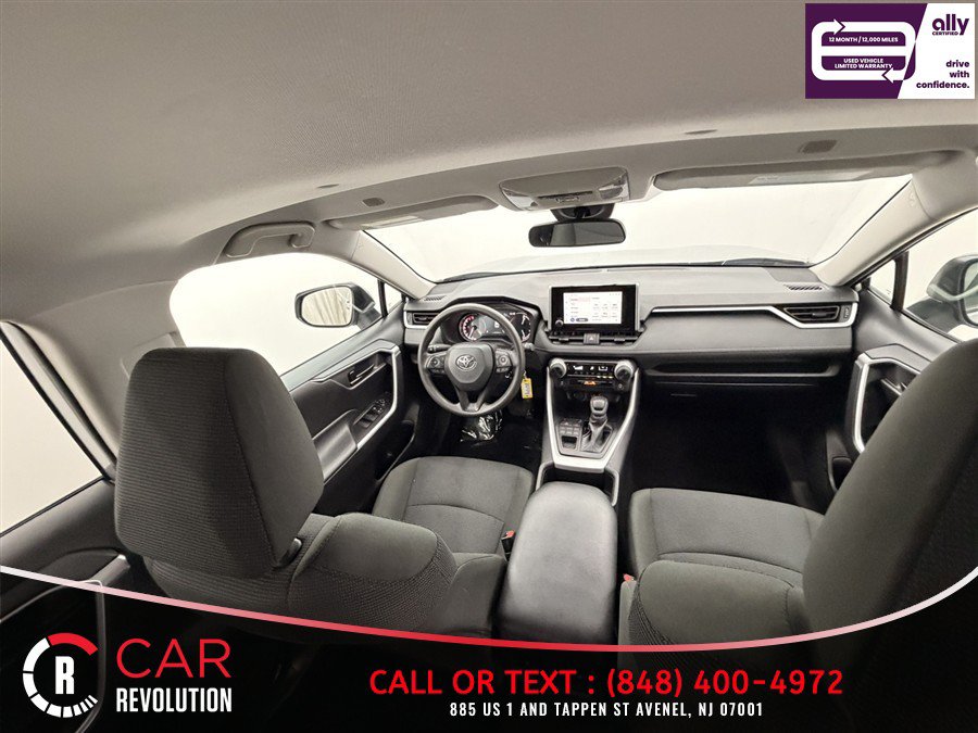 Used 2025 Toyota RAV4 LE AWD/4WD image 42