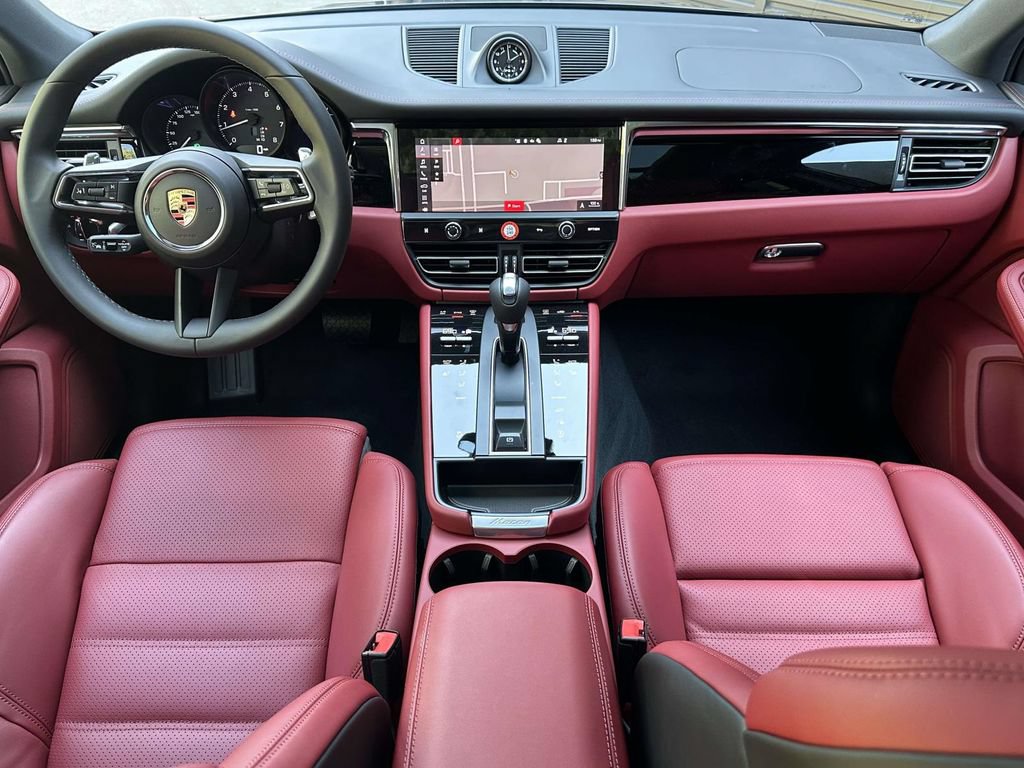 Certified 2026 Porsche Macan Turbo AWD/4WD image 14