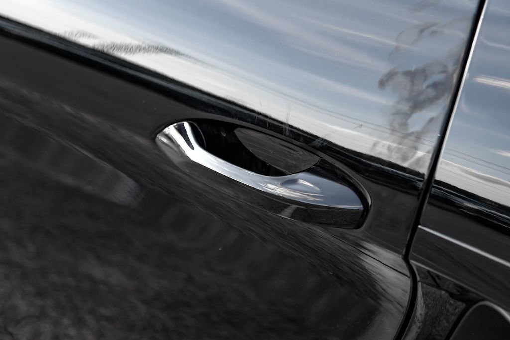 Used 2021 Porsche 718 Cayman w/ Premium Package image 44