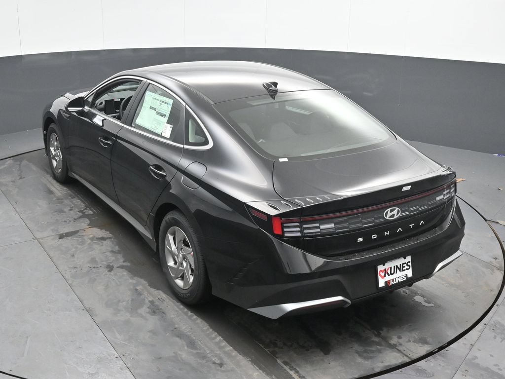 New 2026 Hyundai Sonata SE FWD image 19