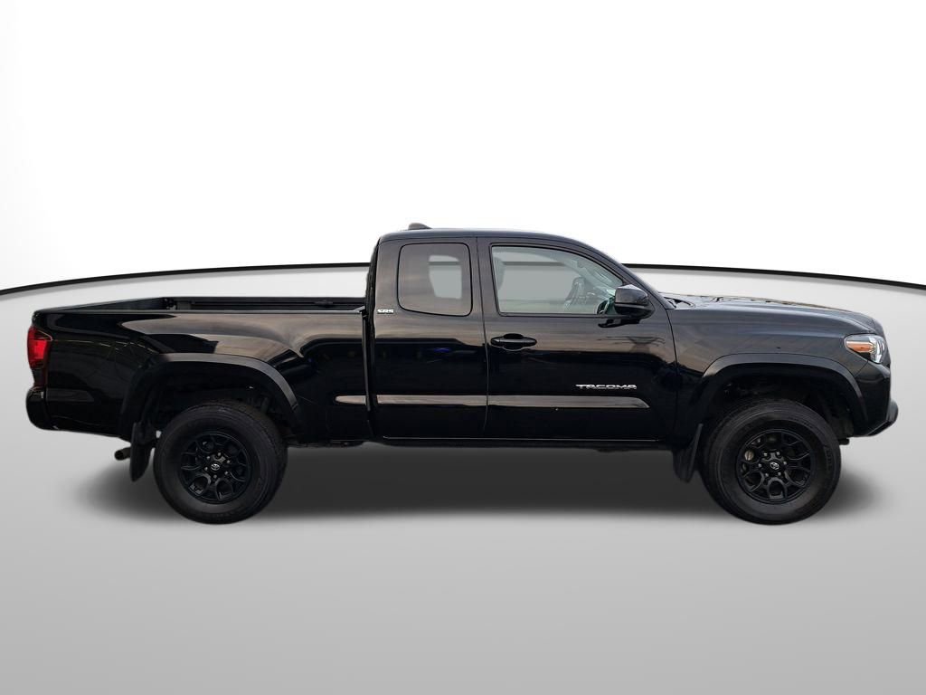 Used 2022 Toyota Tacoma TRD Sport image 7