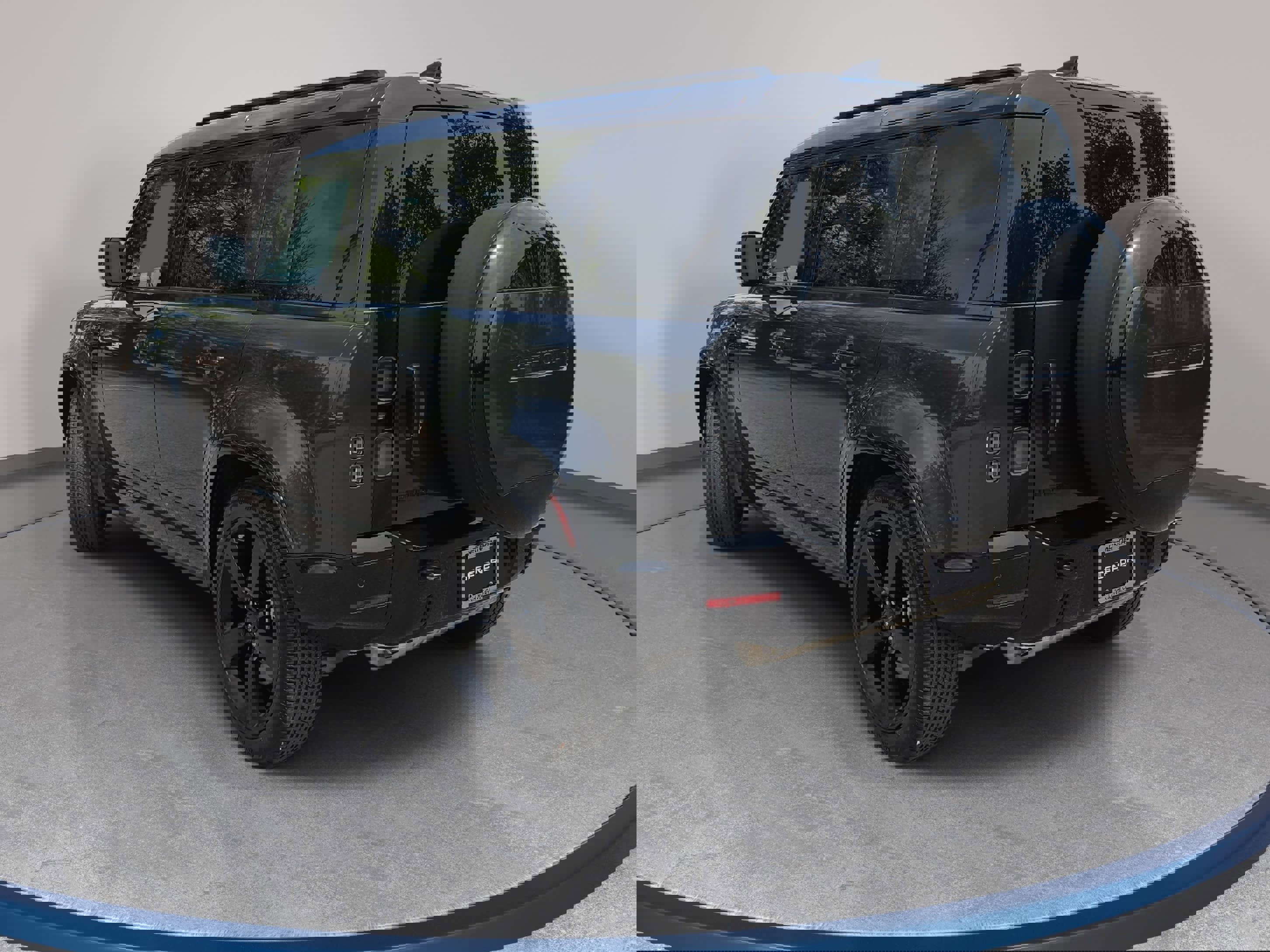 Used 2026 Land Rover Defender 110 X-Dynamic SE AWD/4WD image 7