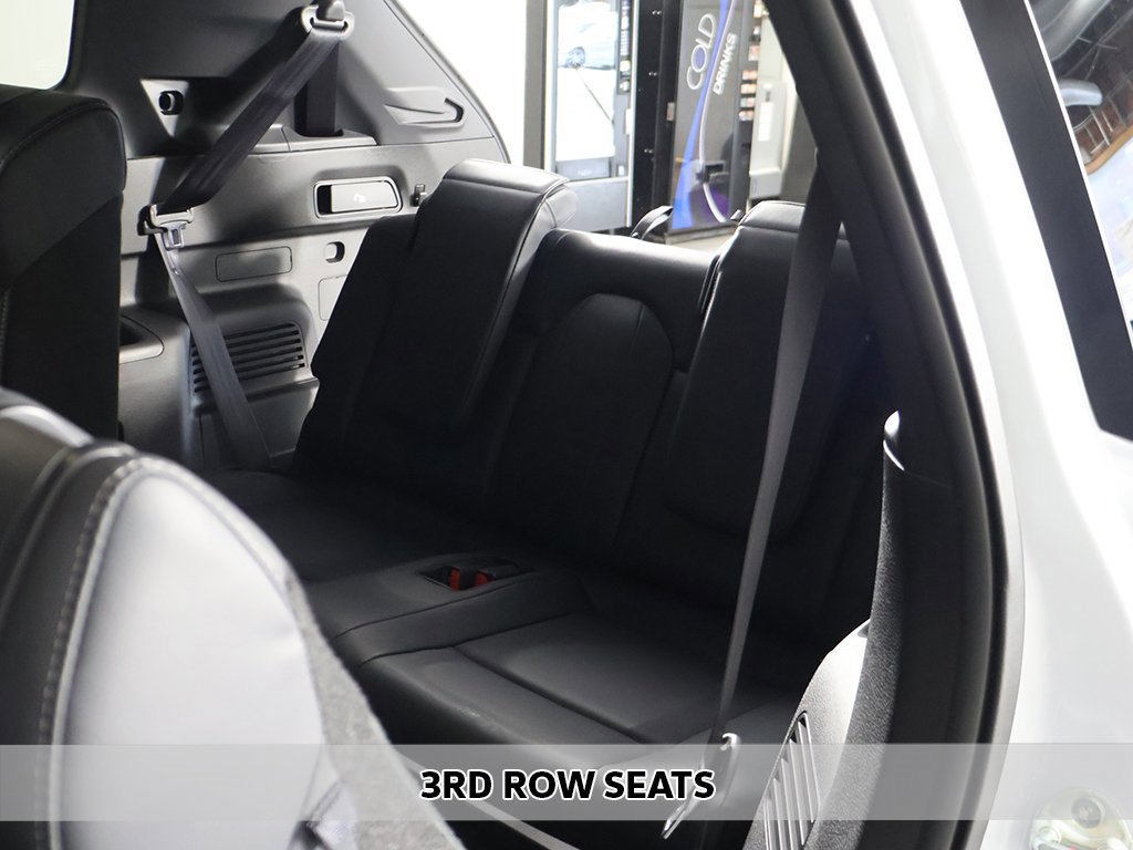 New 2026 Mitsubishi Outlander SEL image 12