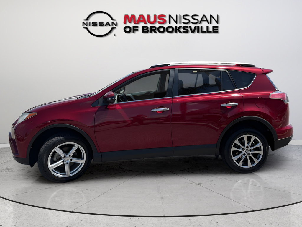 Used 2018 Toyota RAV4 Limited FWD image 5