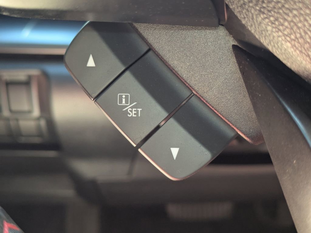 Used 2023 Subaru Crosstrek 2.0i Premium w/ Special Edition image 28