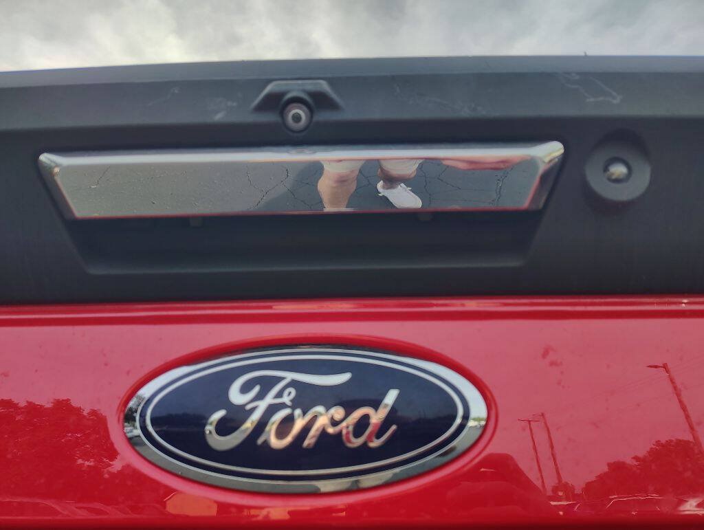Used 2022 Ford F350 Lariat w/ Chrome Package AWD/4WD image 6