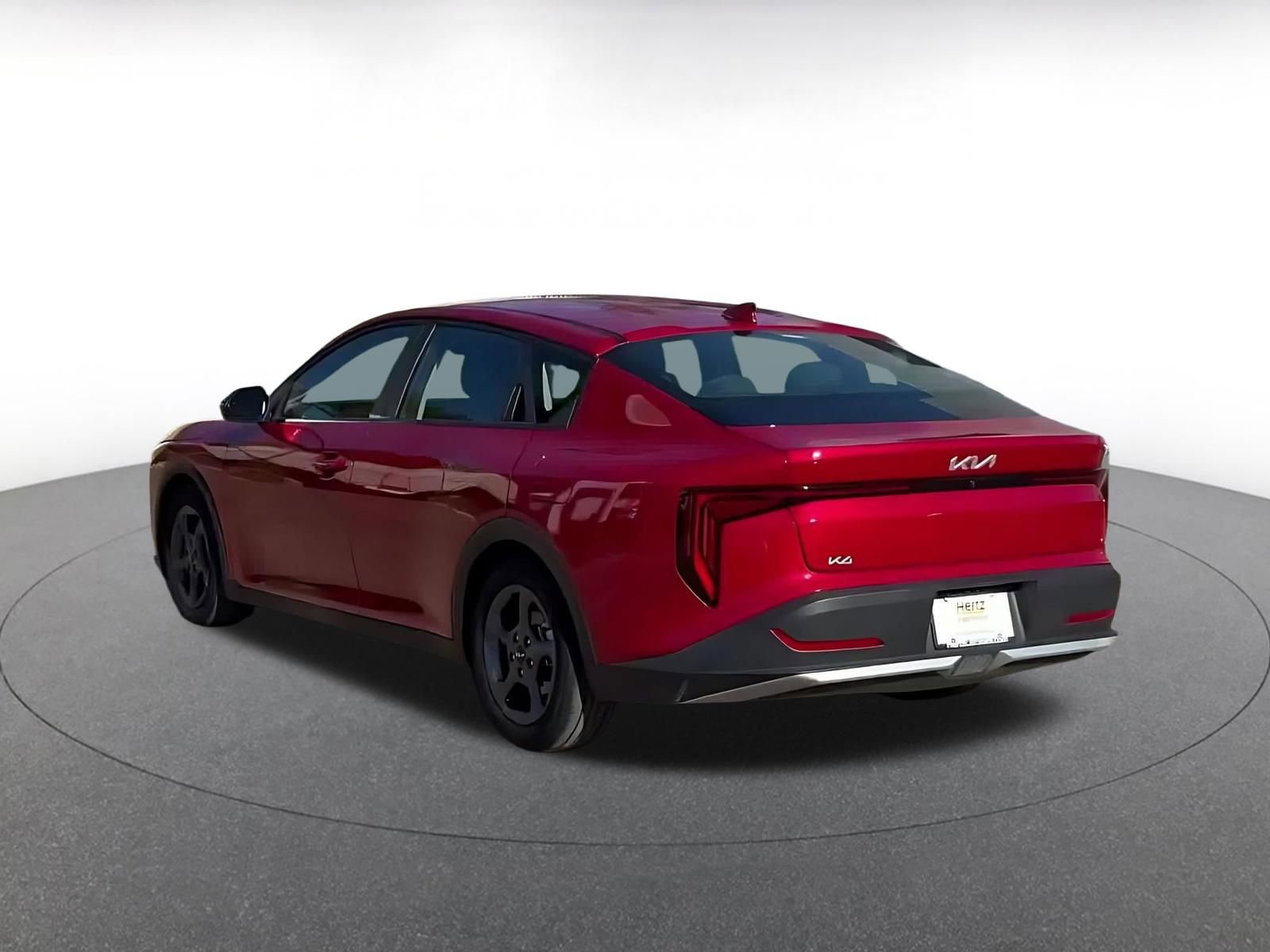 Used 2025 Kia K4 LXS image 10