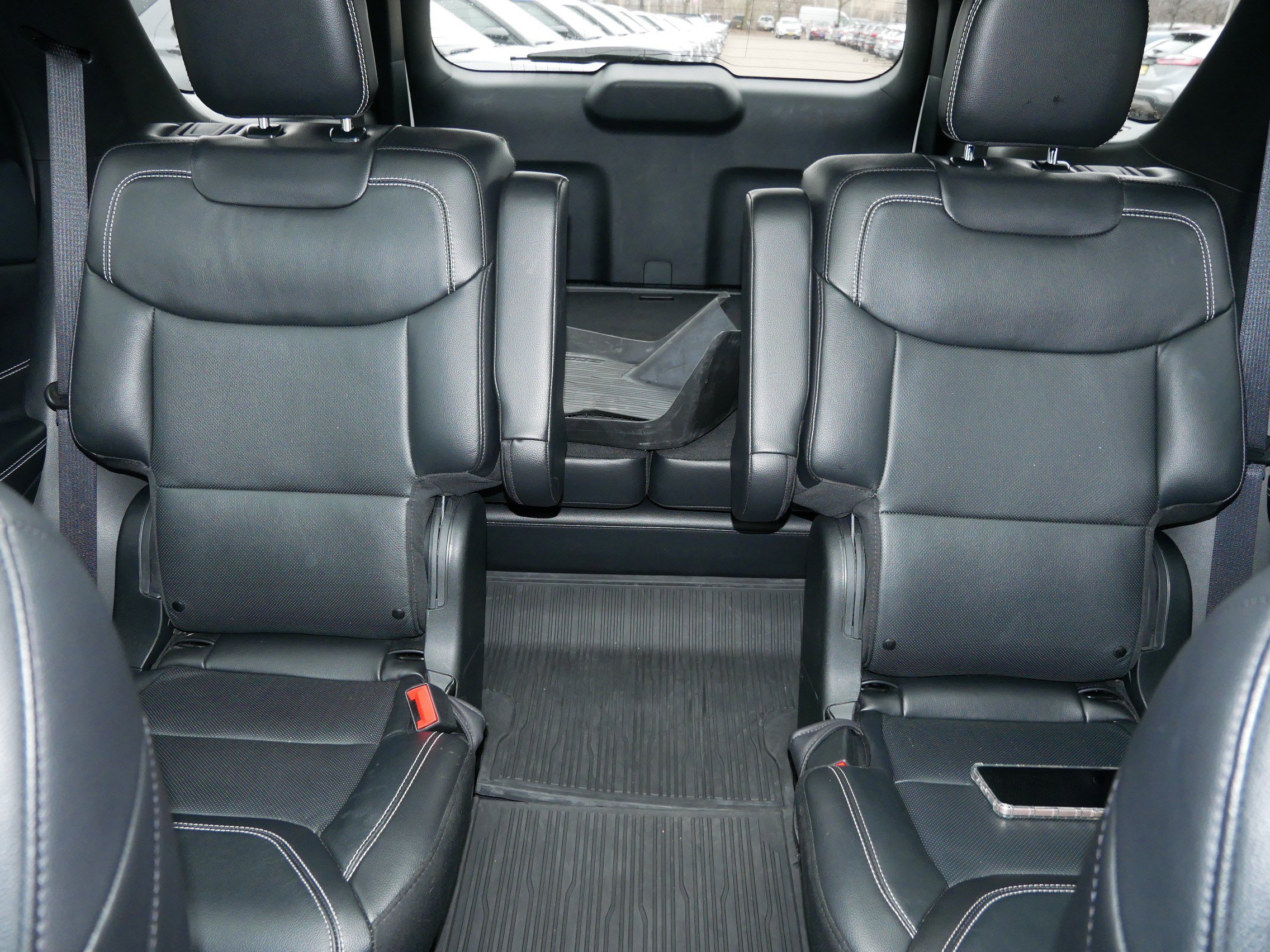 Used 2024 Ford Explorer ST w/ Equipment Group 401A AWD/4WD image 13