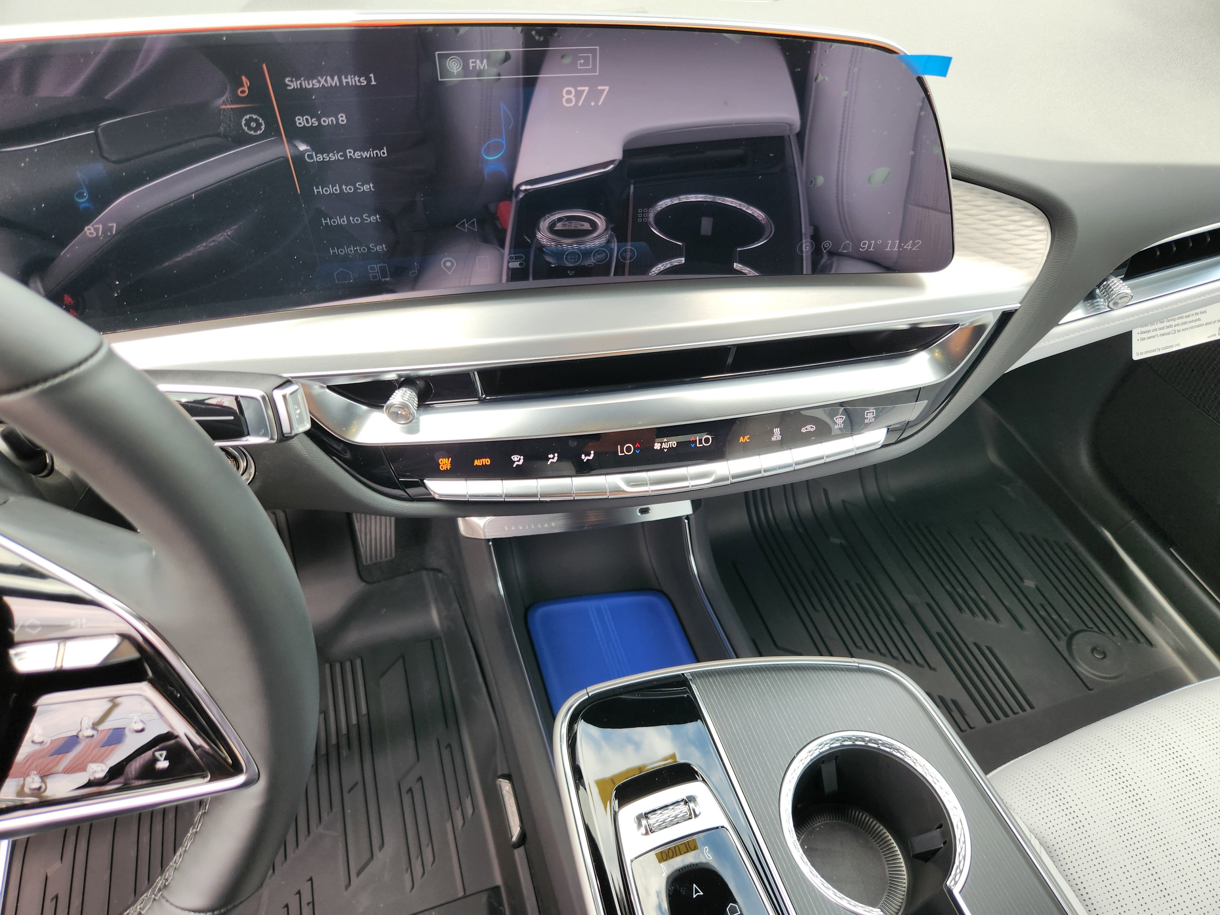 New 2025 Cadillac Lyriq Sport image 24