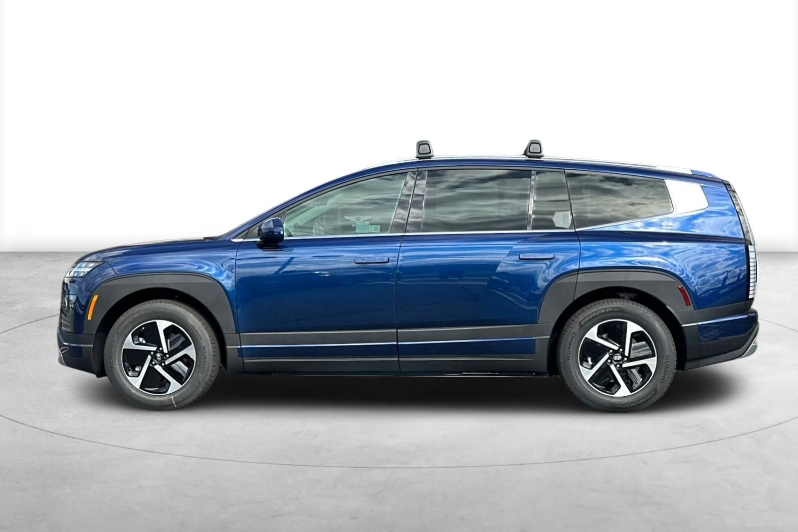 New 2026 Hyundai Ioniq 9 S RWD image 3