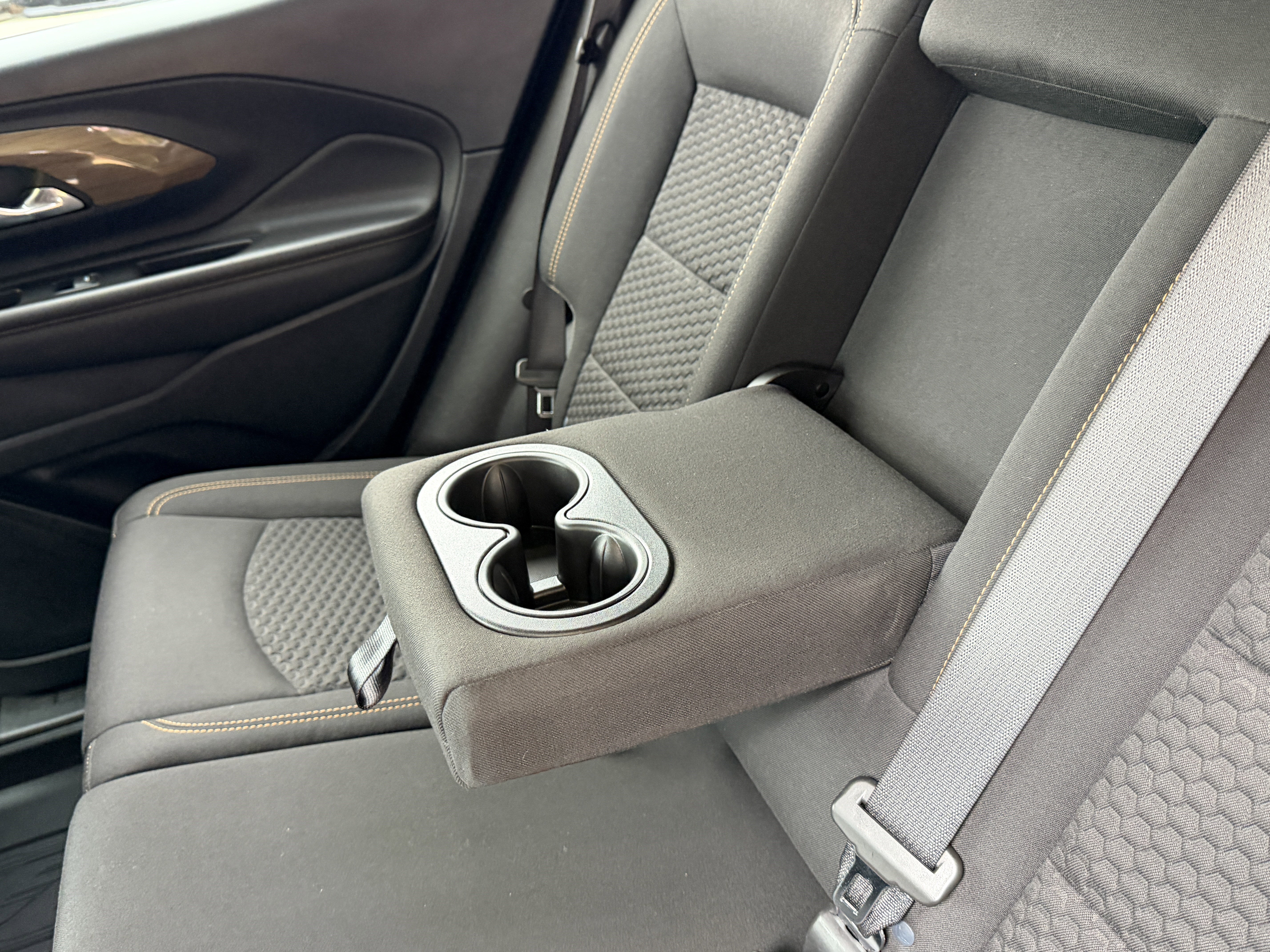 Certified 2021 GMC Terrain SLE w/ Driver Convenience Package image 18