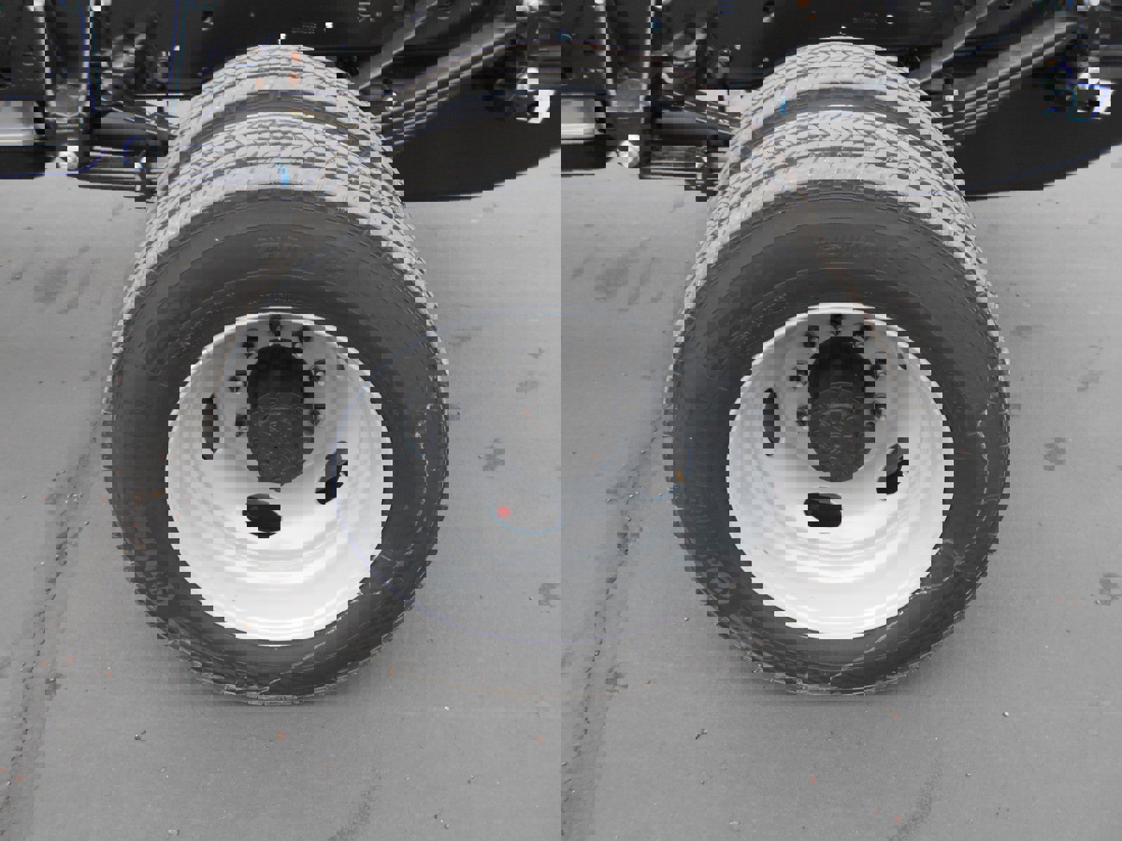 Used 2024 Ford F550 2WD Regular Cab Super Duty image 12