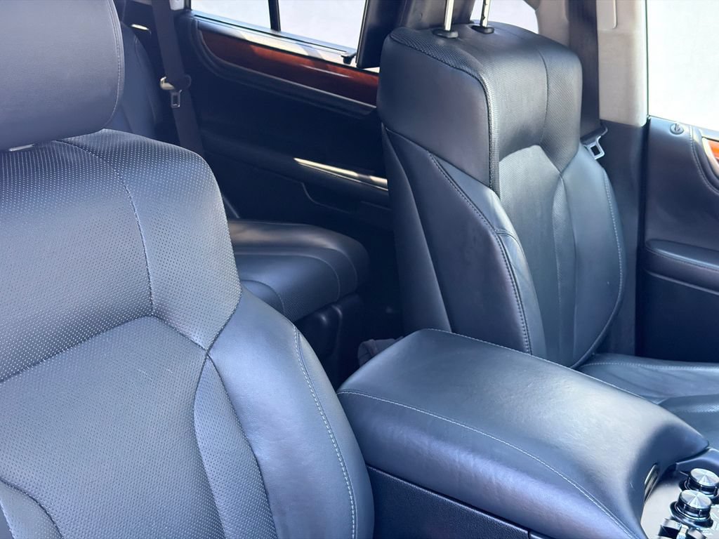 Used 2019 Lexus LX 570 4WD w/ Luxury Package image 11