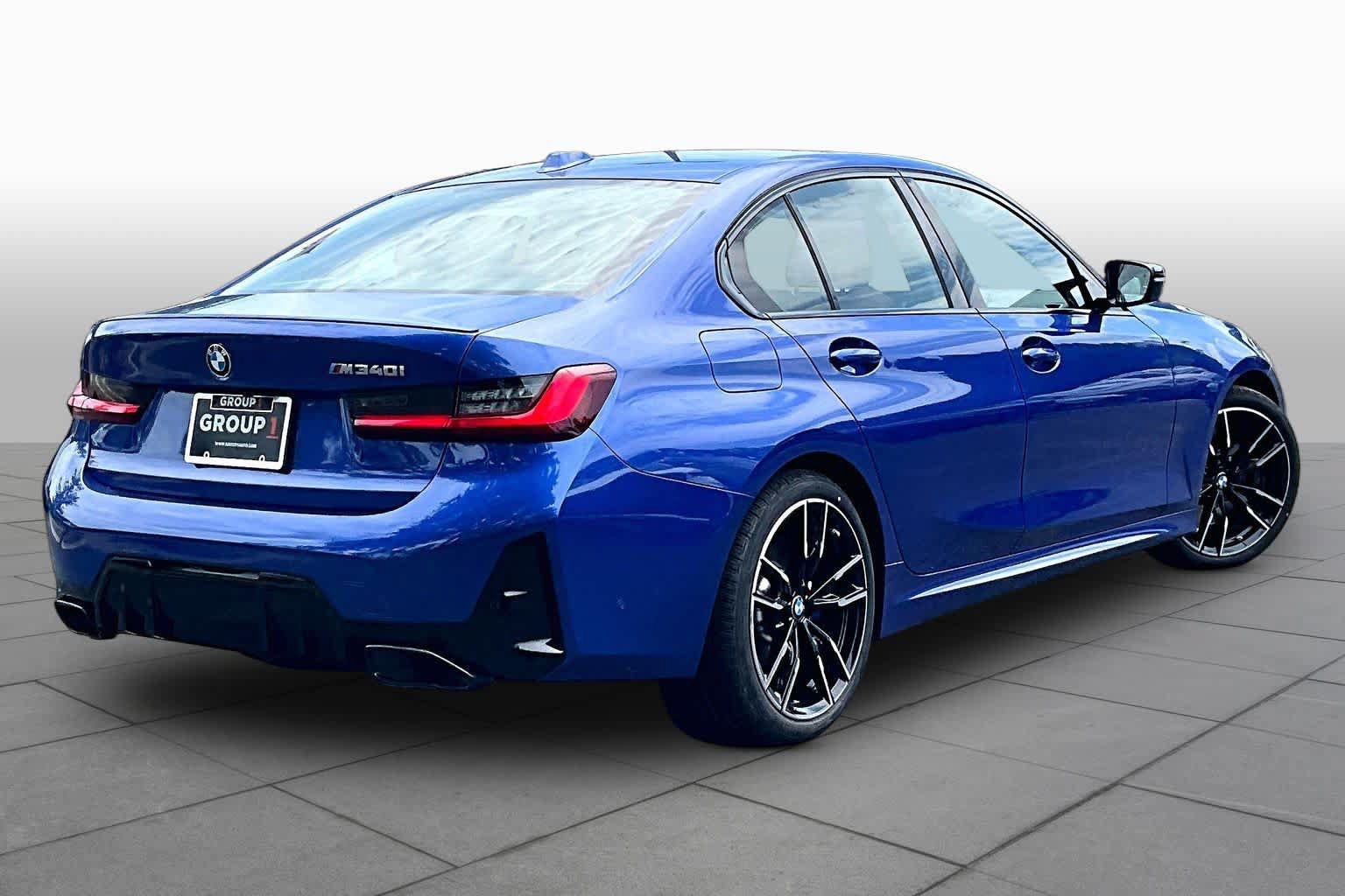 Used 2025 BMW M340i Sedan RWD image 13