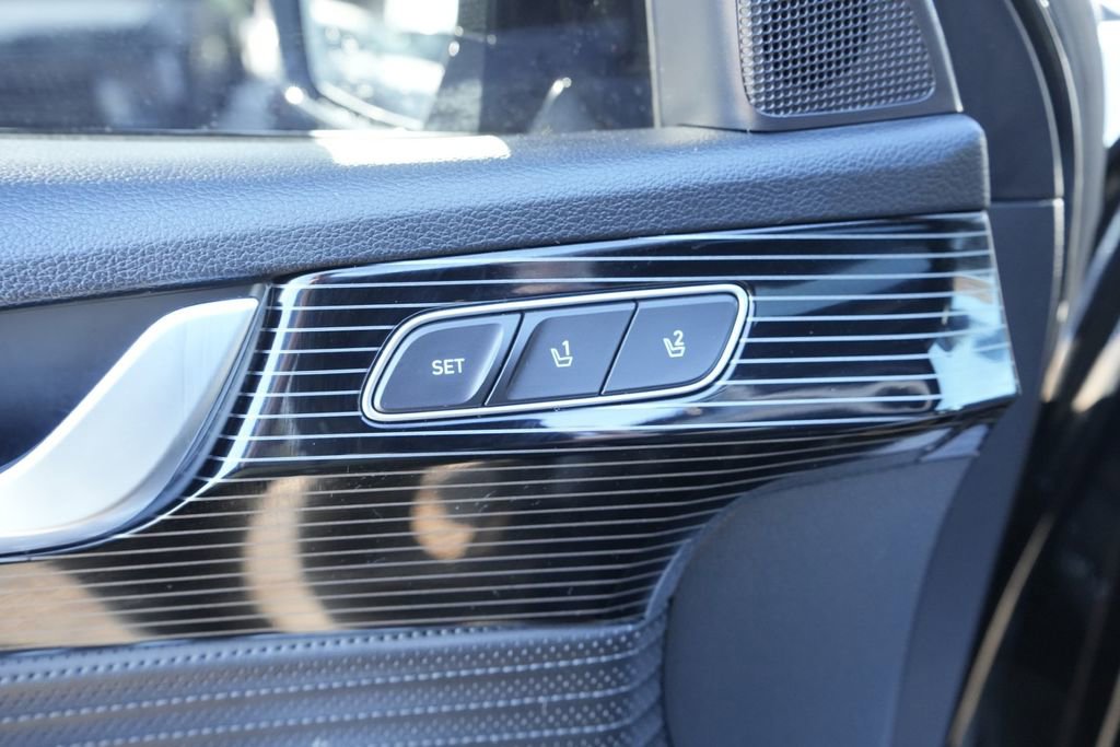 Used 2025 Hyundai Palisade Calligraphy image 28