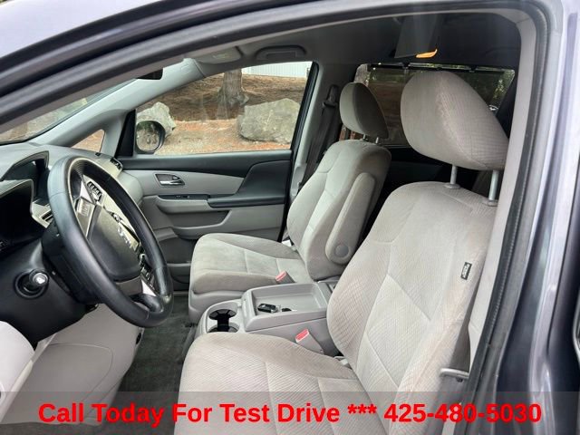 Used 2016 Honda Odyssey SE image 7